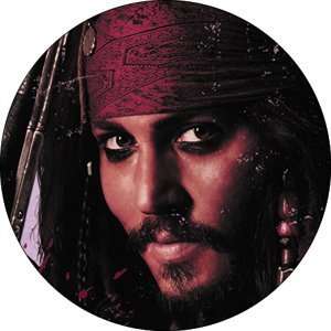    Pirates of The Caribbean III Button B DIS 0455: Toys & Games