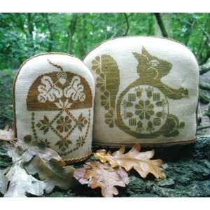  Quaker Acorn and Squirrel   Cross Stitch Pattern: Arts 