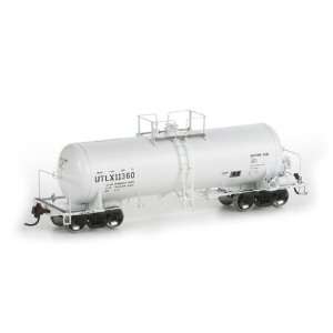  HO RTR 13,600 Gallon Acid Tank, UTLX/White #11360: Toys 