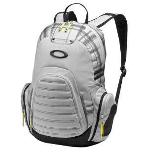  Oakley Peak Load Mens Action Sports Backpack w/ Free B&F 