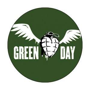  Green Day Winged Grenade Button B 2886 Toys & Games