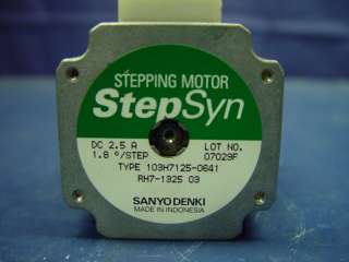 Sanyo Denki StepSyn Stepping Motor 103H7125 0641  