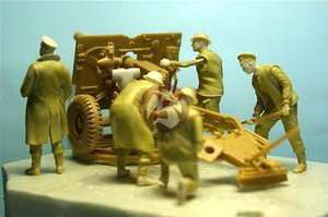   35 British / Commonwealth 25 pounder Gun Crew NWE (6 Figures) 355617