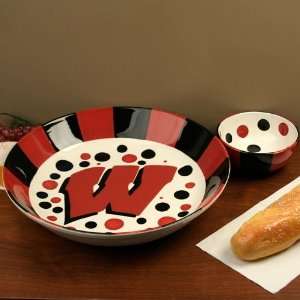  Wisconsin Badgers 2 Piece Chips & Dip Bowl Set: Sports 