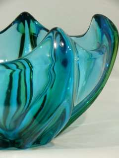 a764 Turquoise 9 Crystal Bowl Val St. LAMBERT  