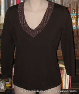 WILLI SMITH CHOCOLATE BROWN & GOLD V NECK SWEATER M NWT  