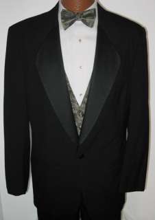 Black Pierre Cardin Dream Tuxedo Prom / Wedding 39R  
