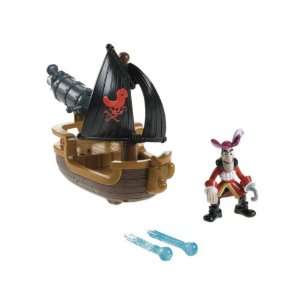   Jake and The Neverland Pirates   Hooks Battle Boat: Toys & Games