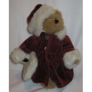   : Boyds Bear Bailey Fall 1998 Red Coat & White Muff: Everything Else