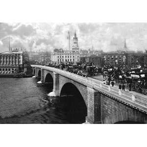  Vintage Art London Bridge   04418 7