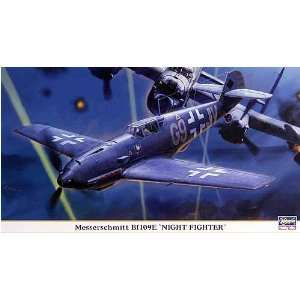 1/48 Messerschmitt Bf109E Night: Toys & Games