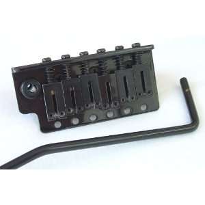   US RETROFIT VINTAGE TREMOLO SYSTEM FITS STRAT Musical Instruments