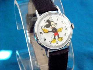   US TIME / TIMEX MID SIZE MECHANICAL MICKEY MOUSE WATCH, MINTY  