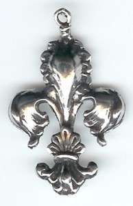   of French monarchy for over a thousand years, and a common symbol for