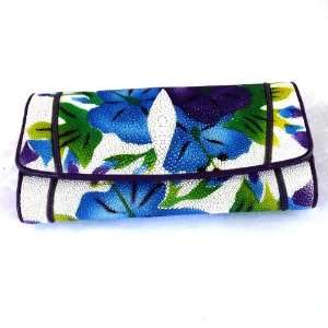   Leather Tri Fold Ladys Clutch Wallet from Thailand / Lovely Flowers