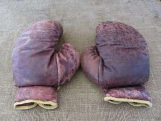 Vintage Leather Boxing Gloves > Antique Old Box Bag Wilson Sports 