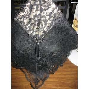  BLACK AND GOLD LACE LAP HANDKERCHIEF 