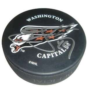  Brian Sutherby Autographed Washington Capitals Hockey Puck 