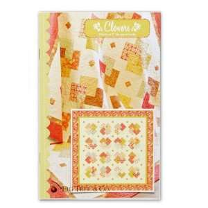  Clovers Quilt Pattern Booklet By The Each Arts, Crafts 