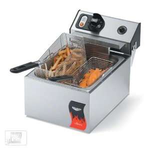   10 Lb Standard Duty Electric Fryer   Cayenne Series: Kitchen & Dining