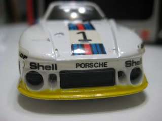 Bandai Porsche 935 77 Martini 1:43 w/ Keychain NIB  