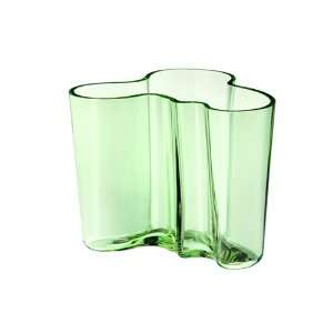  iittala Aalto Apple Green Vase   3 3/4 Home & Kitchen