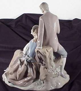 Lladro Porcelain Figurine Couple Pastoral  