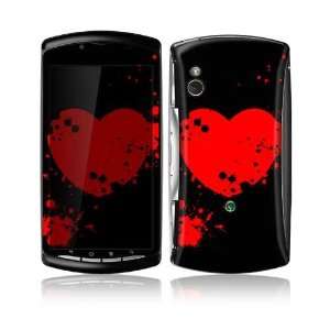   Sony Ericsson Xperia Play Decal Skin   Vampire Love 