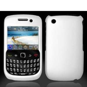 : White Rubberized Snap On Hard Skin Case Cover for Blackberry Curve 