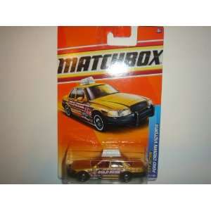  2011 Matchbox City Action Ford Crown Victoria Gold #68 of 