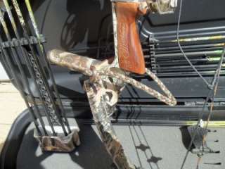 Used Mathews Ignition Youth or Woman Compound Bow 50# Real Tree Camo 