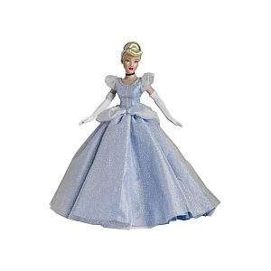  2010 15 Cinderella Dressed Doll (LE 1000) Toys & Games