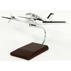  Scale Model Beech Baron 55 Model Airplane Toys & Games