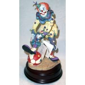  Duncan Royal White Face Musical Clown Figurine: Home 