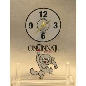  Cincinnati Bearcats Desk Clock (): Sports & Outdoors