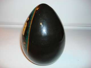 FROM 1990S, RUSSIAN LACQUER EGG, HAND PAINTED, DETAIL HAND PAINTING 