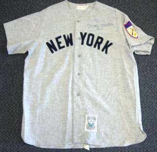 Mickey Mantle Autographed Mitchell & Ness NY Yankees Jersey No. 7 PSA 