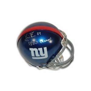 Kevin Boss New York Giants Autographed Riddell Mini Football Helmet 