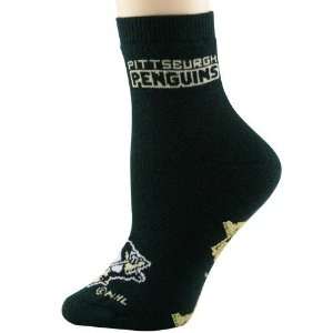  Pittsburgh Penguins Ladies Black Slipper Socks: Sports 