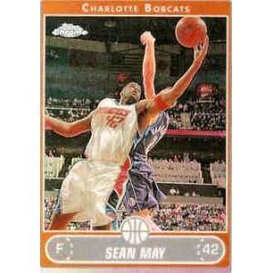  2006 07 Topps Chrome #140 Sean May: Sports & Outdoors