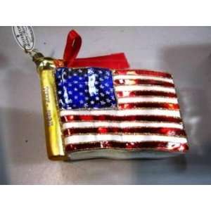   Holiday Heirlooms Ornament   American Flag 2001 2002