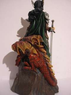 Fantasy Kriegerin mit Drache und Schwert,27 cm   ,NEU  