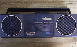 Vintage Cassette Player/am fm Radio   Electro Brand  