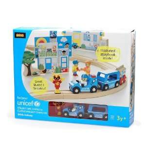  BRIO Train   UNICEF Mission Set Immuno: Toys & Games